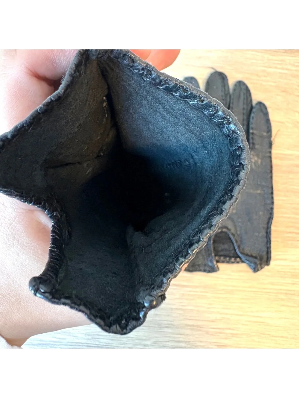 Vintage Black Genuine Leather Gloves Women’s Size 6.5 Soft Retro 1960s 1970s